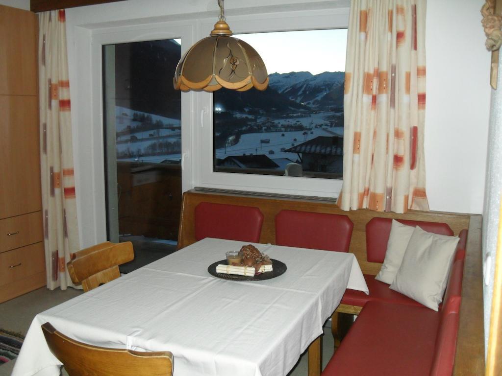 Haus Schellenschmied Lejlighed Pettneu am Arlberg Værelse billede
