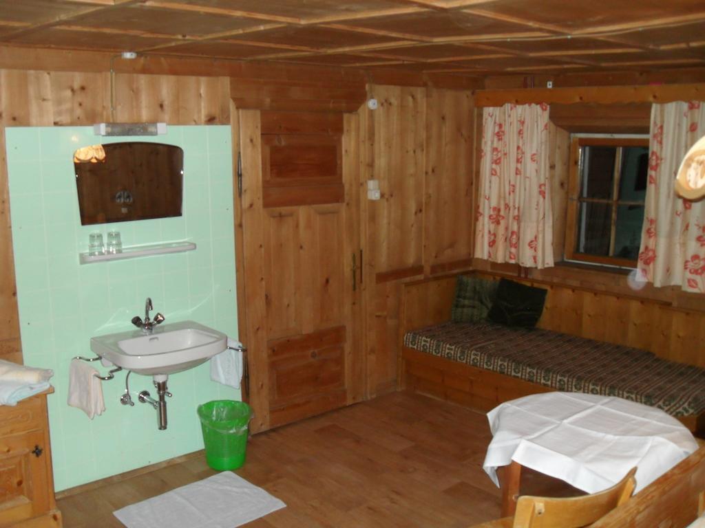 Haus Schellenschmied Lejlighed Pettneu am Arlberg Værelse billede